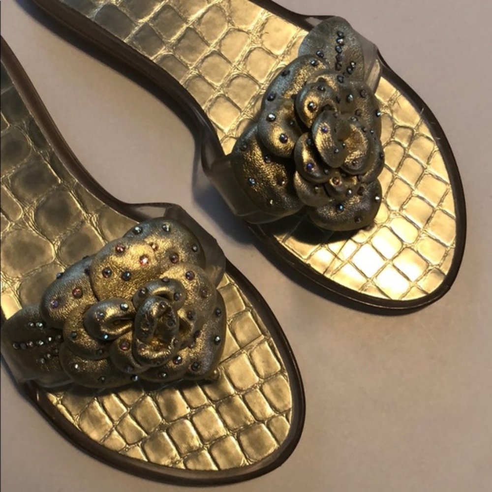 Stuart Weitzman Woman's Slide Sandals Floral Whimsical Rhinestone Design S: 7